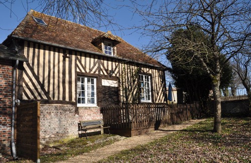 Le Mesnil-Durand House | In the heart of the Pays d'Auge, charming little house.