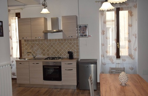 Caprarola House | In the heart of Caprarola cozy apartment within walking distance of all services