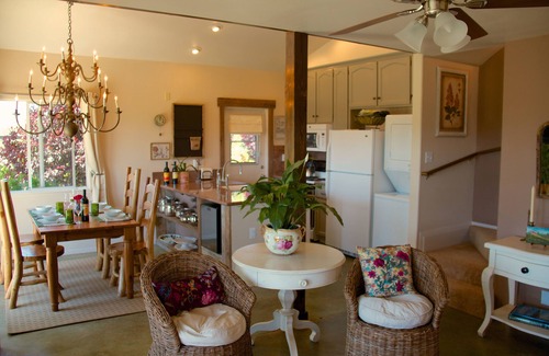 Solvang Cottage | In the Heart of Los Olivos- Luxury Wine Country- on our Vineyard!