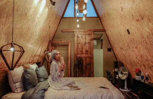 Phuong House | In The Pines Homestay & Coffee