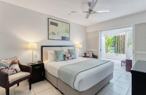 Palm Cove Apartment | In the Tropics Balcony Oasis at The Beach Club