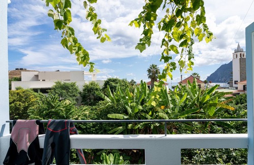 Porto da Cruz Apartment | In the village - Madeira Surf Camp III