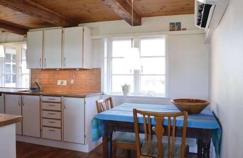 Tim House | In this thatched cottage you can really relax and enjoy nature.