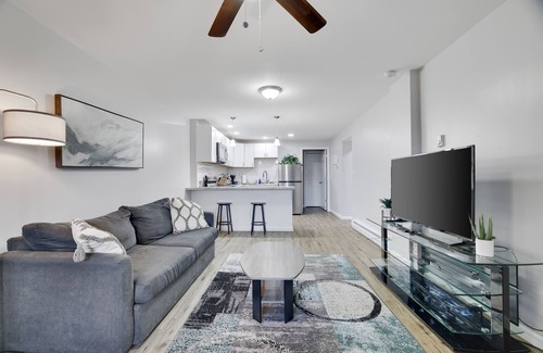 Wilkes-Barre Apartment | In Unit W&D Free Parking Fast Wifi 5 Min Downtown