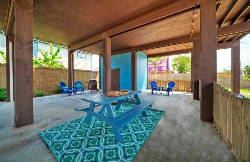 Leeward Sands House | Incredible Nature Views Golf Cart for Rent Balcony Blue Crush by AvantStay