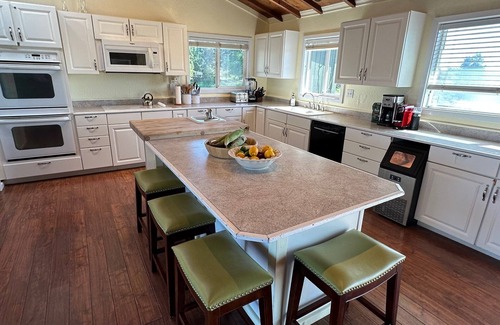 San Joaquin County Cabin | Incredible Private Island Retreat on 85 Acres