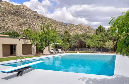 Sandia Heights North House | Incredible Sandia Retreat