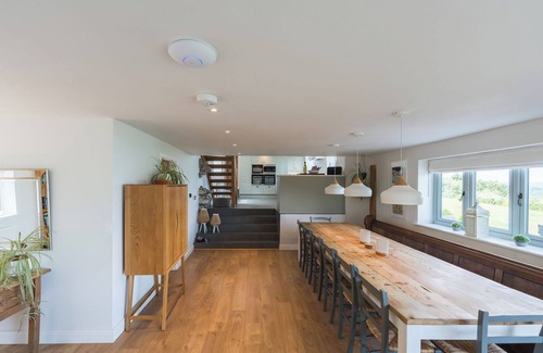 Pentraeth House | Incredible stay overlooking Red Wharf By sleeping up to 8 guests with hot tub & garden lounge area