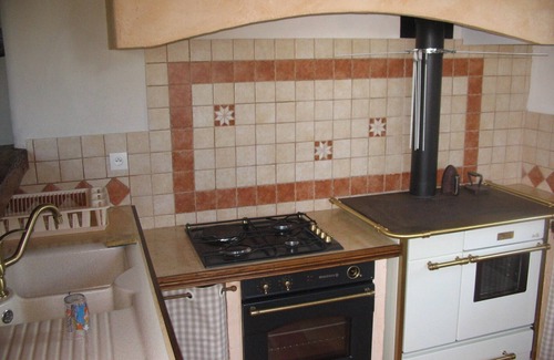 Payzac House | Independent 4* gîte, quiet comfort, swimming pool and pétanque court. South Ardèche.