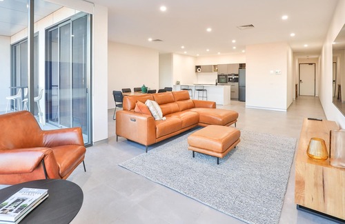 Mildura Central Business District Apartment | Indulge Apartments City View Penthouses