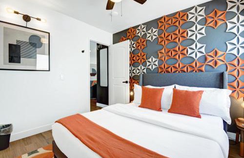 Indio House | IndyOasis: pool*spa*games*BBQ*4BR2BA. Wlk2Festivls