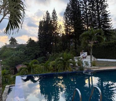 Luzon Resort | Infinity pines tagaytay