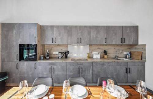 Center Apartment | Infinity Stay Kaiser Wilhelm Bruecke