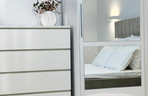 Turda Apartment | Inga Oasis