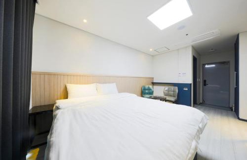 Inje House | Inje Jajaknamu Stay