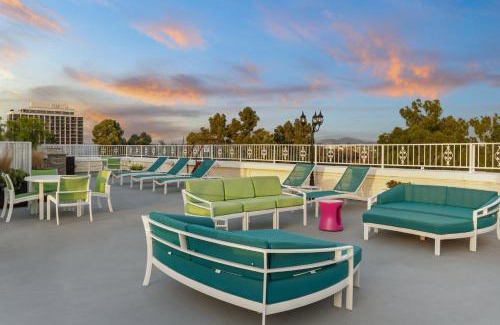 Park West Resort | Inn at the Park