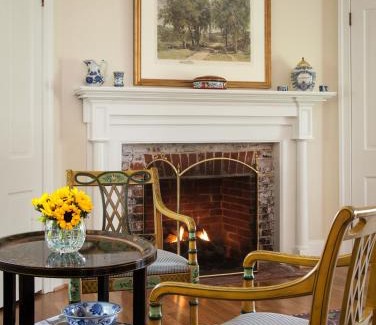 Severn Bed & Breakfast | Inn at Warner Hall