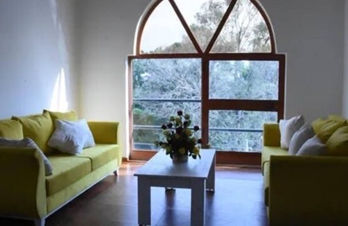 Gondar House | Inn of the Four Sisters