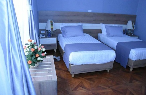 Gondar House | Inn of the Four Sisters