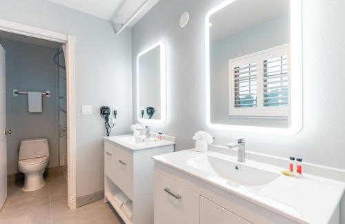 Pacific Heights Hotel | Inn on Broadway