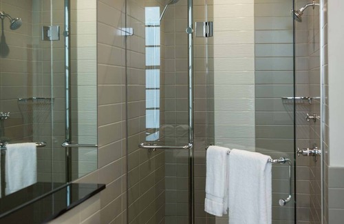 Gayborhood Hotel | Inn On Camac