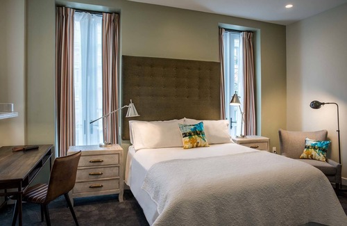 Gayborhood Hotel | Inn On Camac