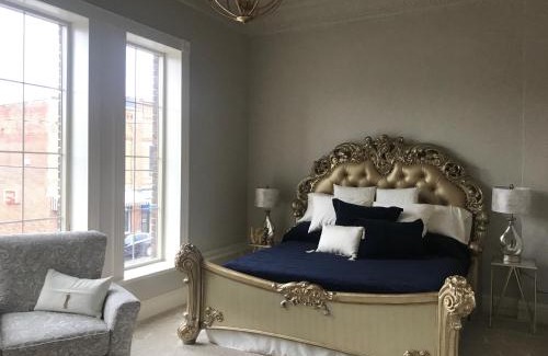 Le Mars Hotel | Inn On Central