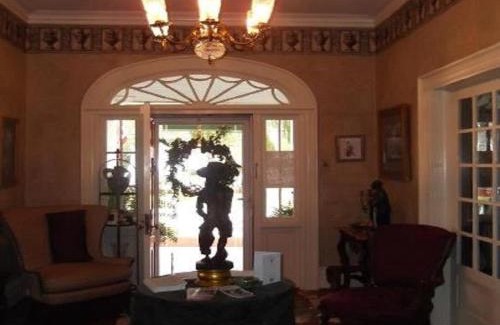 Chester Bed & Breakfast | Inn Upon Moon River Plantation