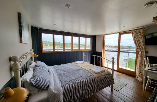 Eccles House | Inner Dowsing Lightship