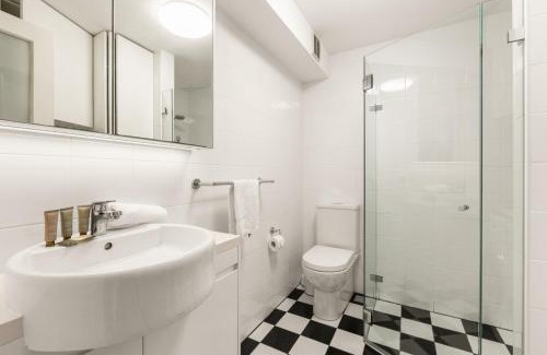 Lewisham Apartment | Inner-West Studio in a Perfect Location