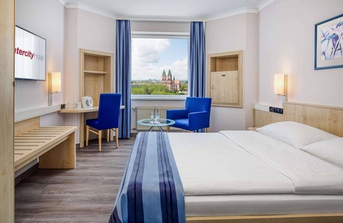 Freiburg im Breisgau Hotel | IntercityHotel Freiburg