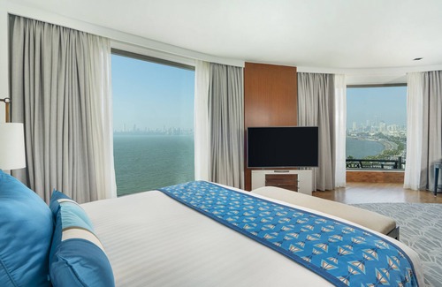 Churchgate Hotel | InterContinental Marine Drive Mumbai by IHG