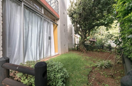Greater Johannesburg Metropolitan Area Apartment | International House Joburg ~ Unlimited Wifi, Cable, Gated Condo & Parking
