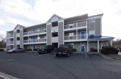 Charlotte Hotel | InTown Suites Extended Stay Charlotte NC - Airport