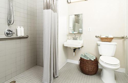 North Valley Hotel | InTown Suites Extended Stay Albuquerque NM