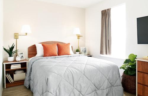 Burnsville Hotel | InTown Suites Extended Stay Minneapolis MN - Burnsville