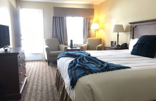 Baddeck Hotel | Inverary Resort