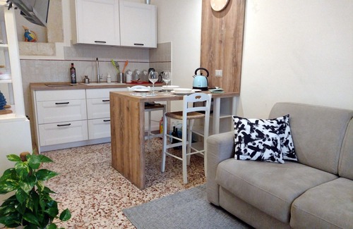 Ragusa Apartment | Inviting 1-bed Apartment in Ragusa