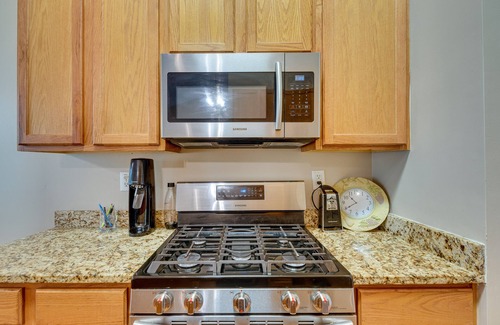 Austell House | Inviting Austell Home: 14 Mi to Downtown Atlanta!