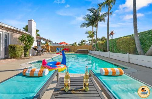 San Carlos House | Inviting Home with Mountain Views & Pool-Spa