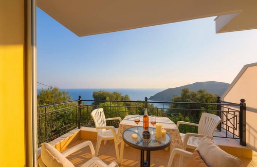 Agia Kiriaki Apartment | Ionian View Gem - Parga Paradise Nest