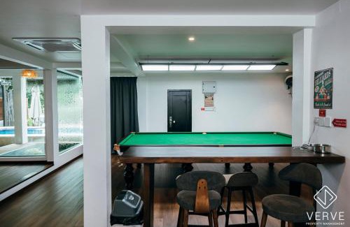 Ipoh Villa | Ipoh Cozy 27 Pool Villa 6B5B 30 pax by Verve