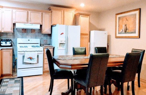 Lambton Shores House | Ipperwash Bliss: Sleep 7 Hear the wave πβοΈ