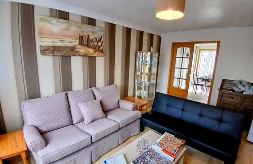 Ipswich House | Ipswich House Gem