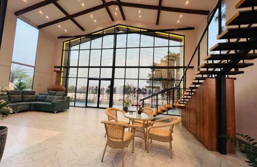 Chevella Apartment | IRA FarmhouseACPoolBBQBonfireGlass House