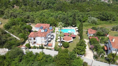 Paralia Pantaleimonos House | IRIDA Rooms 'n' Pool