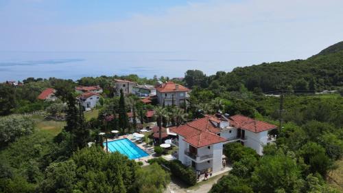 Paralia Pantaleimonos House | IRIDA Rooms 'n' Pool