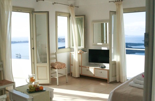 Imerovigli House | Irida Santorini