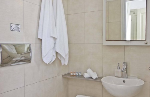 Imerovigli House | Irida Santorini