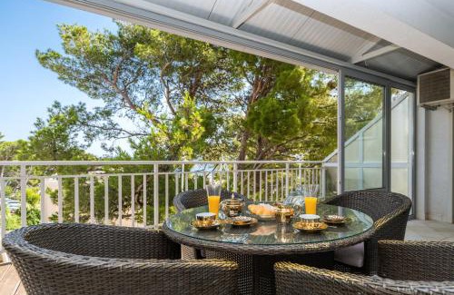 Ratac Apartment | Irisa Art